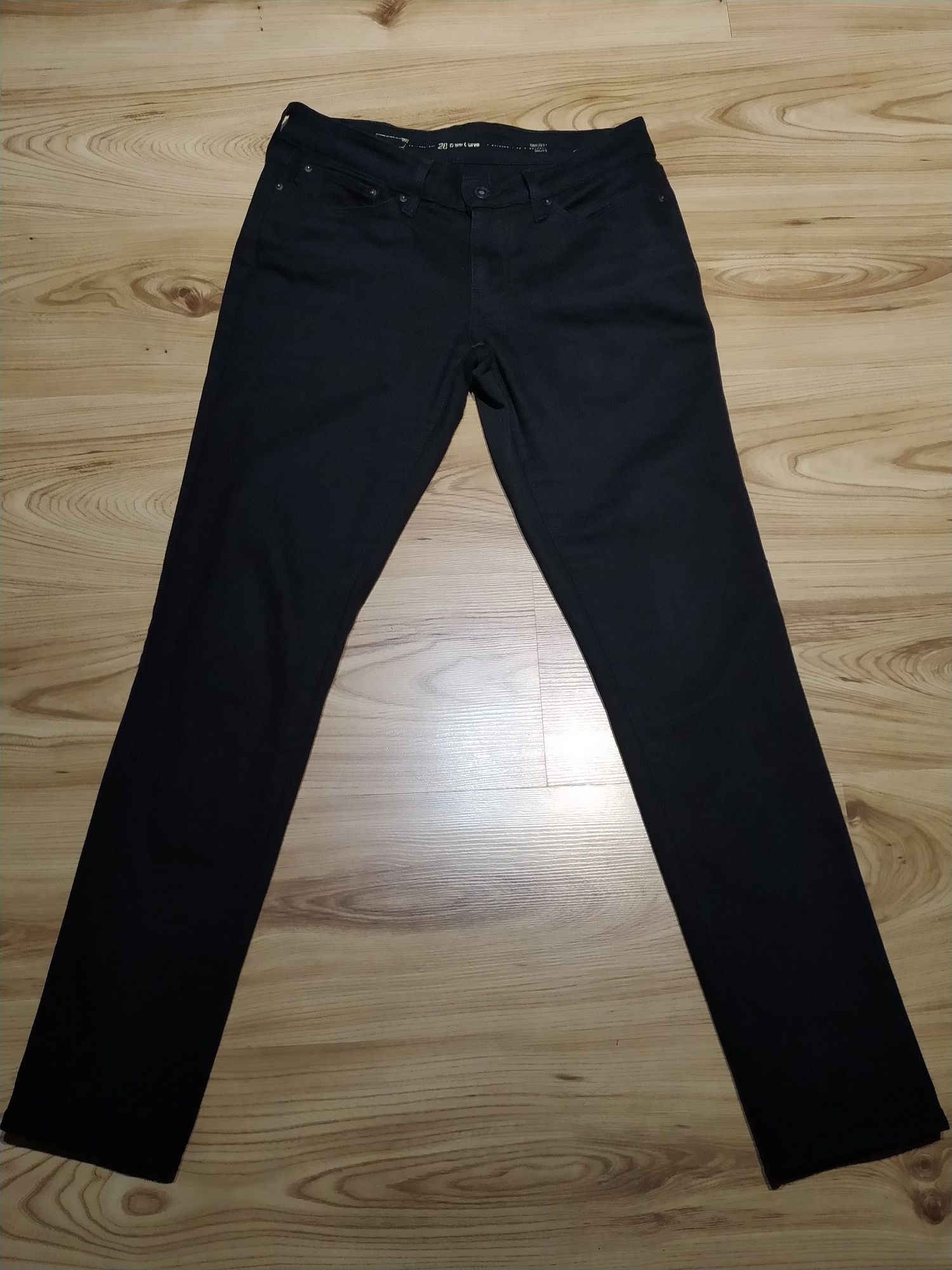 Czarne Damskie Spodnie Dżinsowe Jeansowe Levi's Mid Rise Skinny Fit