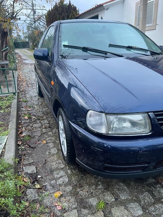 VW Polo em boas condições