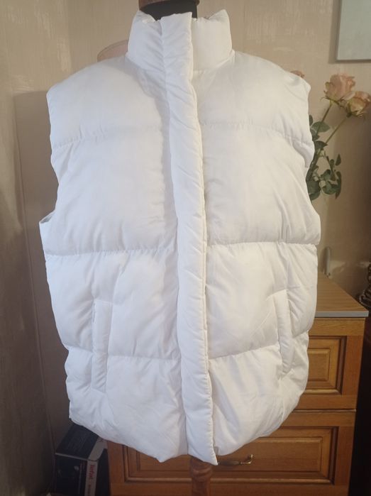 Женская жилетка бренда Osos