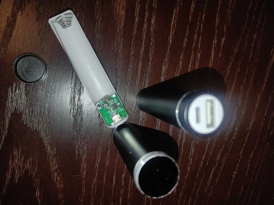 Алюмінійовий Міні powerbank для 18650 кейс  новый