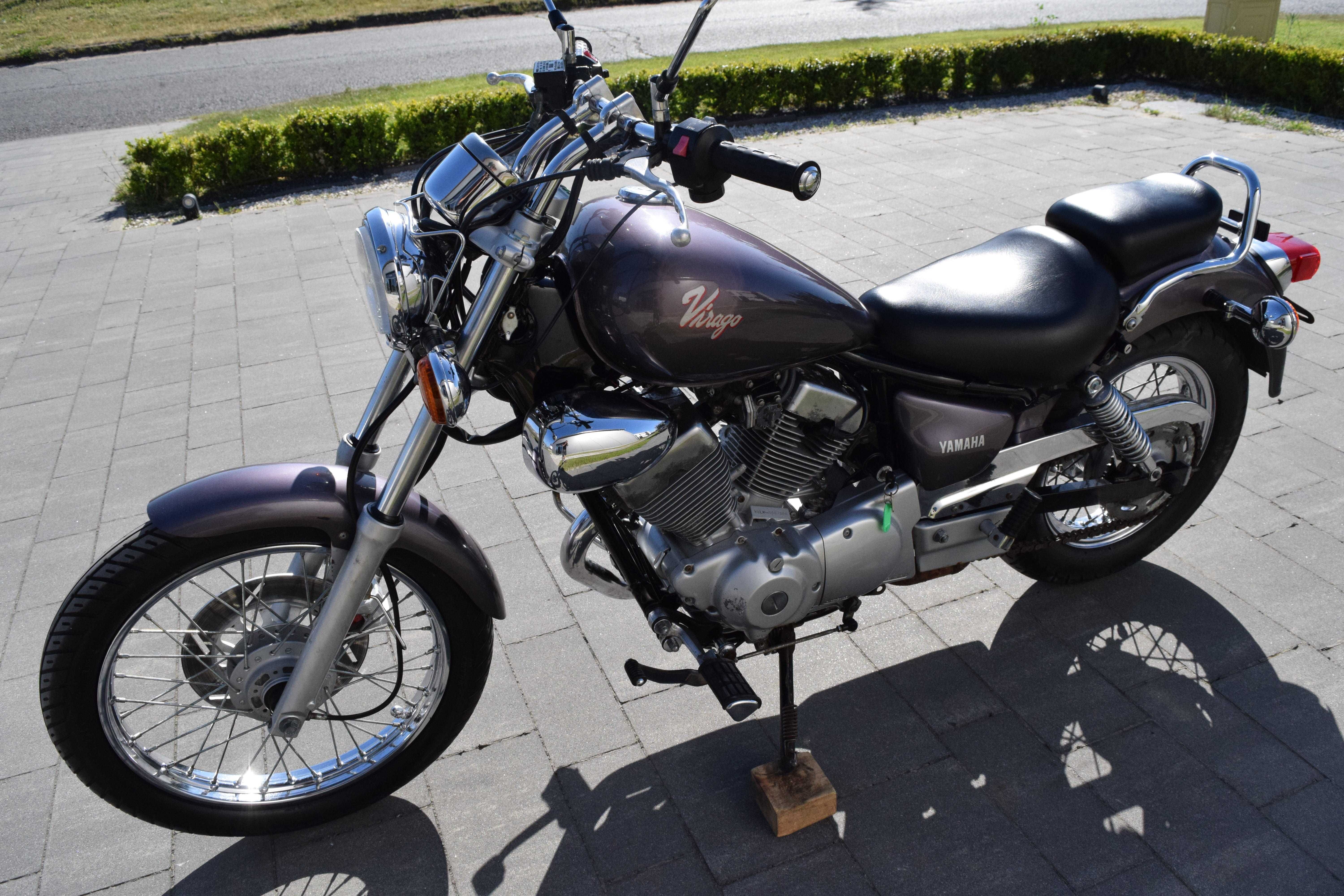 Yamaha XV 250 Virago oryginał, 1 ręka, silnik igła, książka, z DE***