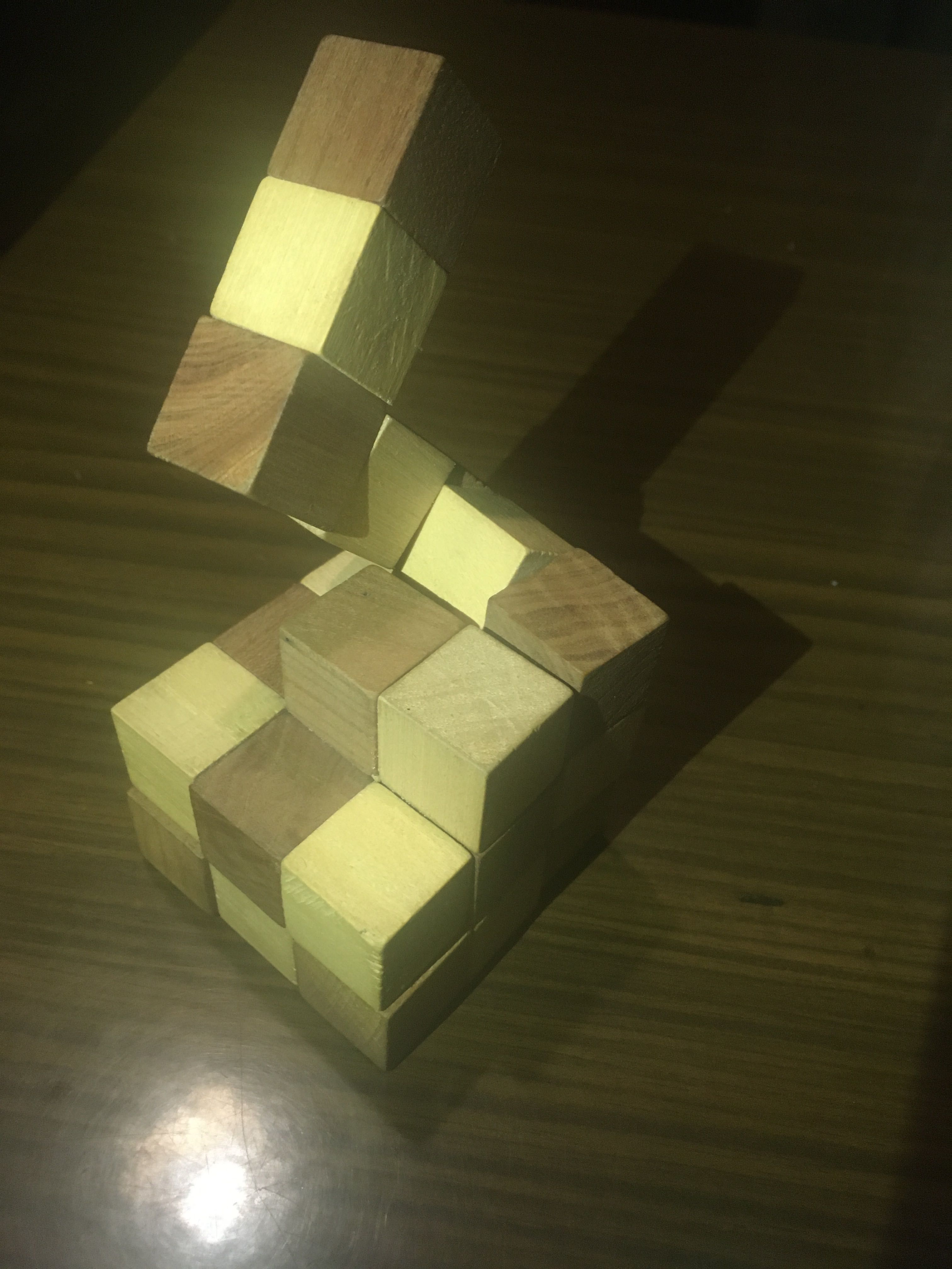 Деревянная головоломка + кубик Рубика.