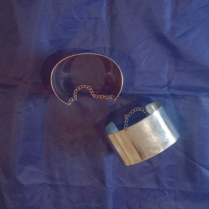 Srebrna BRANSOLETKA mankietowa szeroka z łańcuszkiem