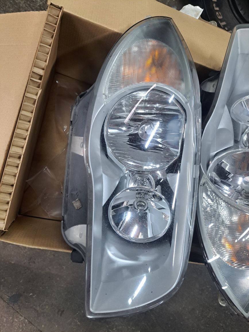 Lampy BMW seria 1  E87  oryginał L-893.109.11, P-893.109.211 11