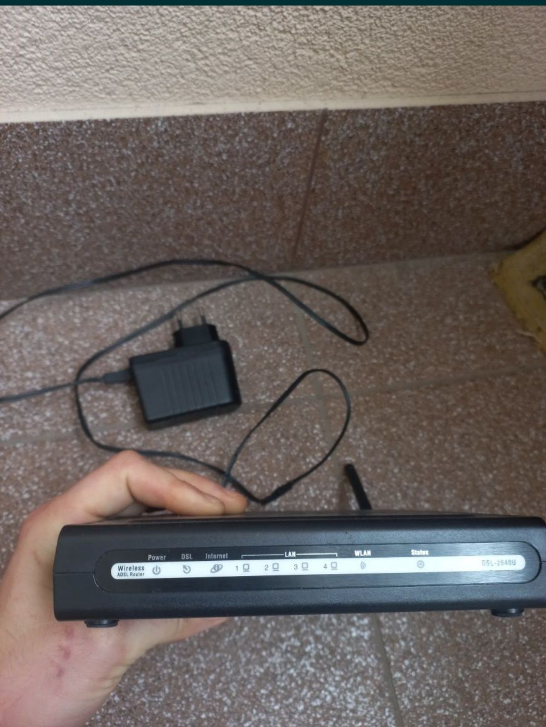 Роутер DLink  DSL 2640U