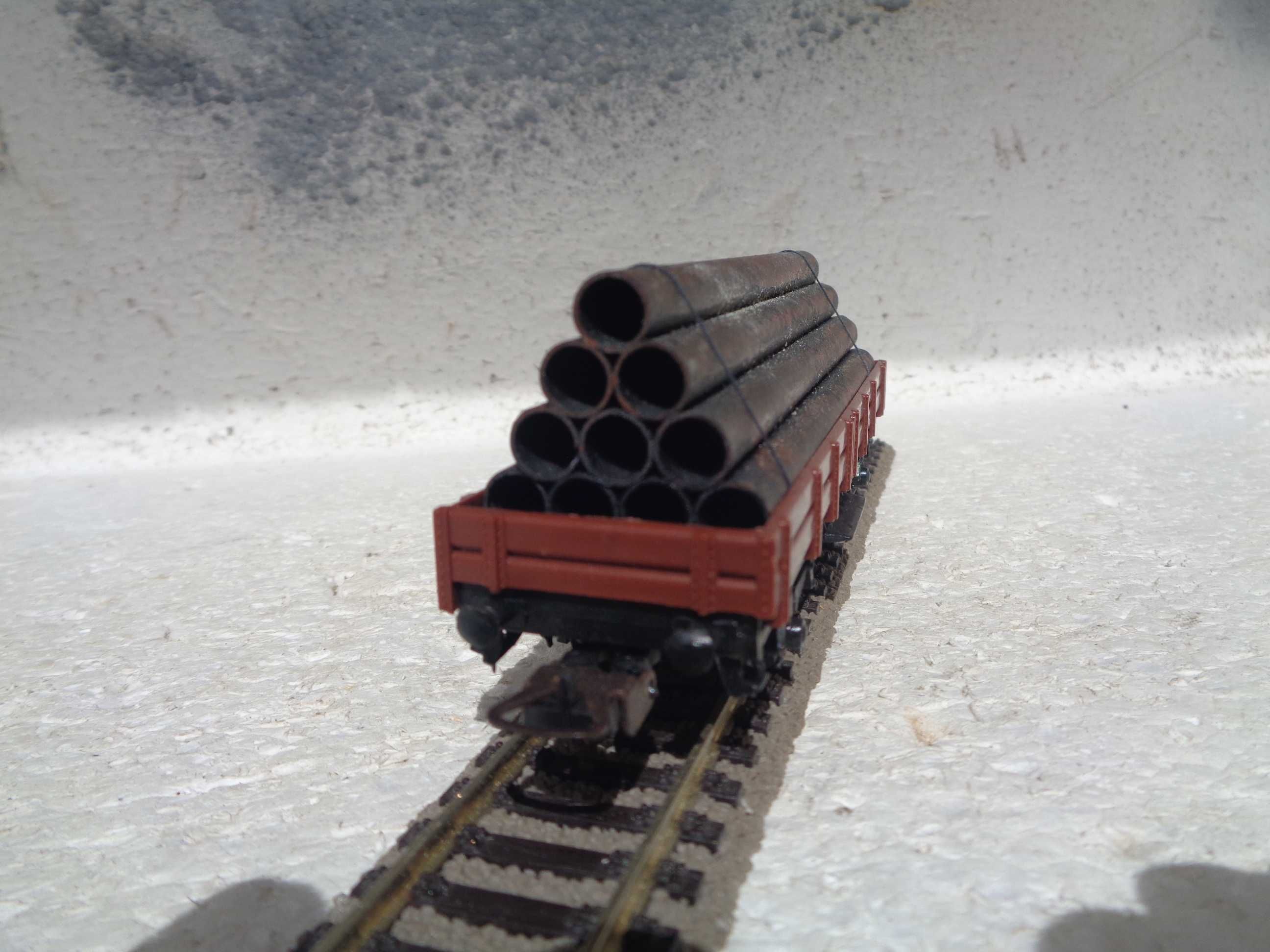 1:87 LIMA Vagão caixa aberta de transporte de tubos
