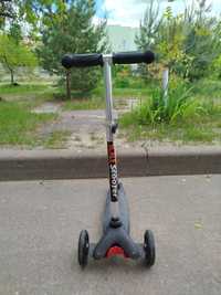 Самокат Scale Scooter