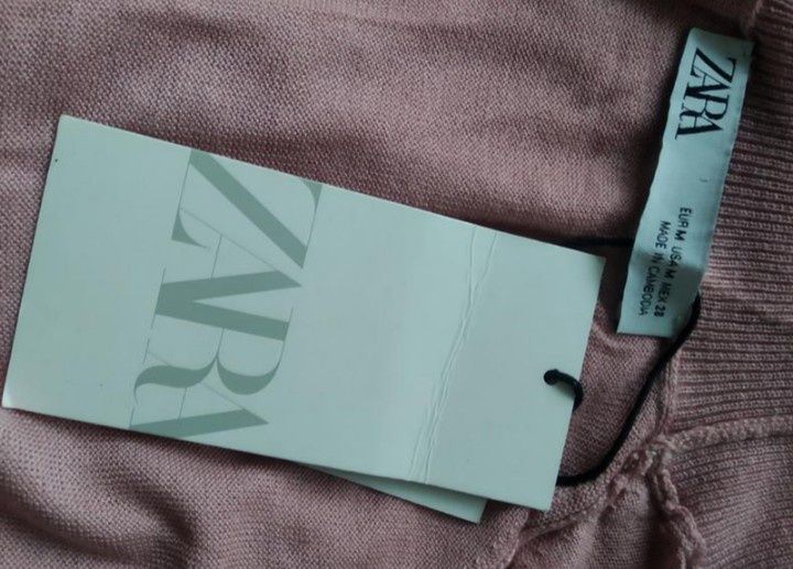 Новий натуральний светр  ZARA принт пильна троянда UK 14-16 EUR 42-44