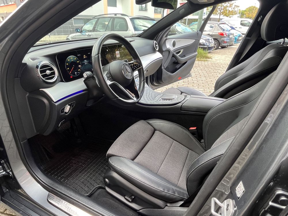 Mercedes-Benz E220d Advantgarde NACIONAL (Só 40.000 KM!)