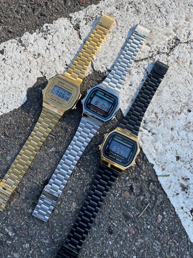 Годинник casio