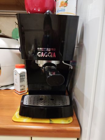 Продам рожковую кофемашинку Gaggia