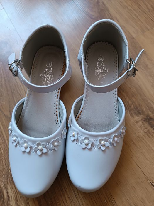 Buty komunijne dla dziewczynki rozmiar 35