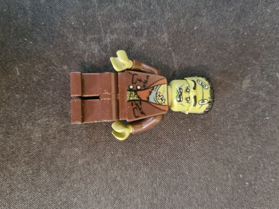 LEGO MONSTER FIGHTERS Frankenstein minifigurka mof017