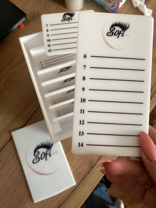 Матеріали та розхідники для майстра по нарощенню вій