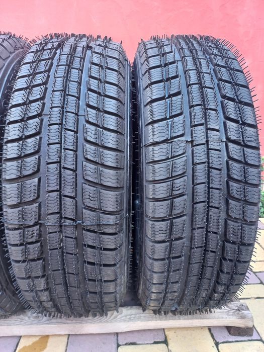 25рік 215/65/16 Зима. Нова резина . Шини r16 Itali