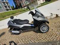 Piaggio mp3 250 LT scooter da para conduzir com carta de carro