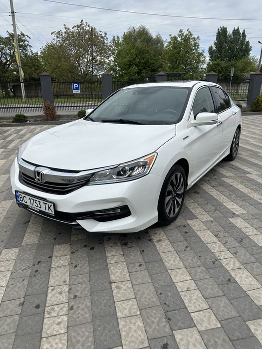 Хонда Акорд комплектація тюрінг