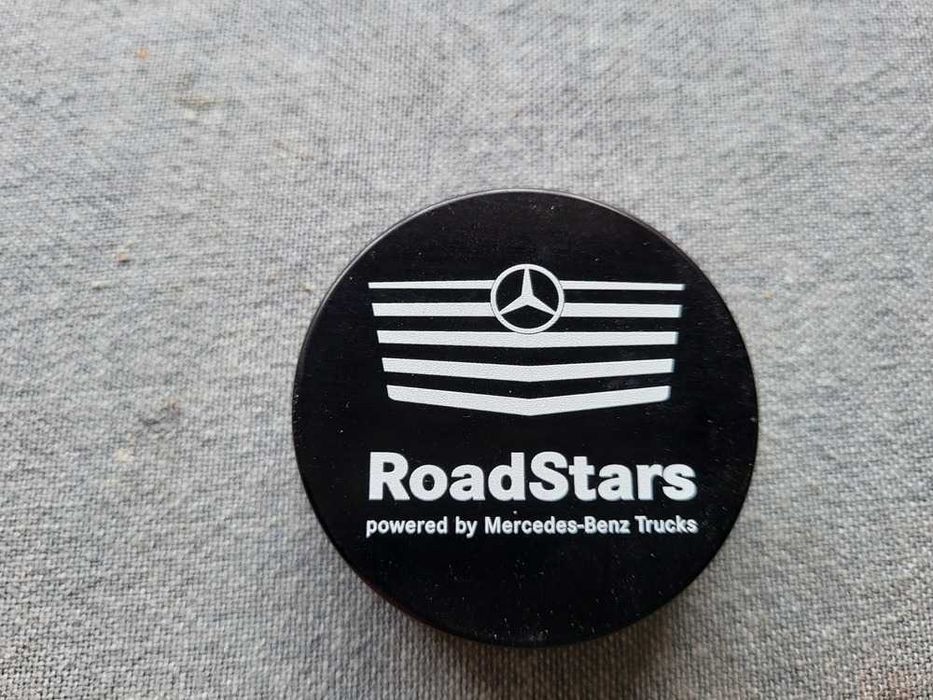 Caixa da Road Stars Powered By Mercedes-Benz Trucks