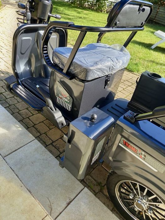 елеутроскутер трицикл SMART, трицикл, муравей, 2000Вт