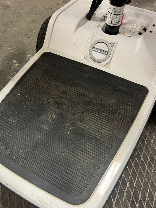 Meyra мобільне крісло електро