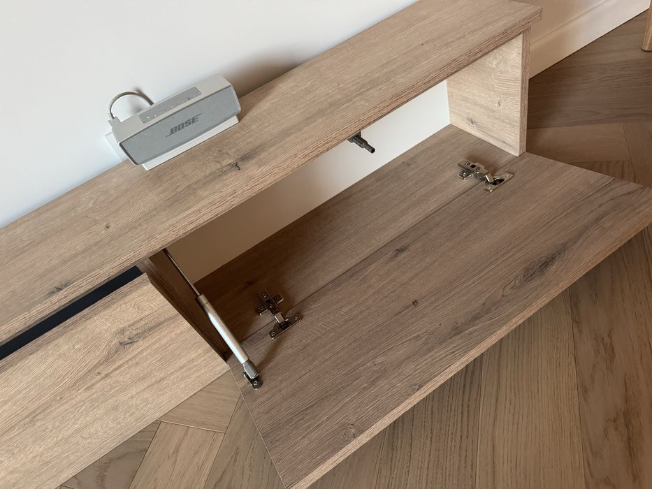 Nowa szafka / komoda rtv, Dąb Egger Davenport naturalny jasny