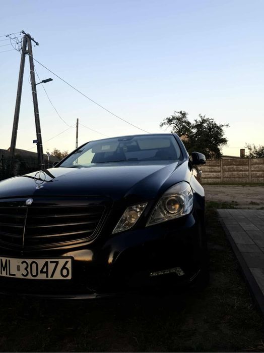 Sprzedam mercedesa w212 e350  2010 rok