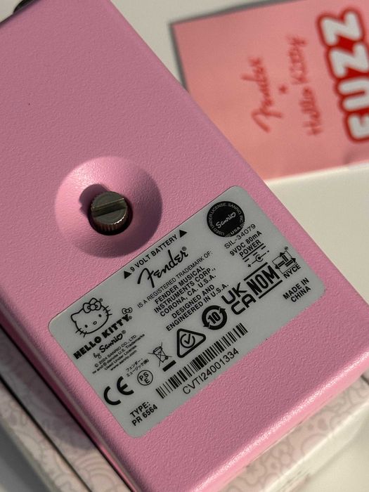 Fender Hello Kitty Fuzz – Kolekcjonerski Efekt do gitary, Fender