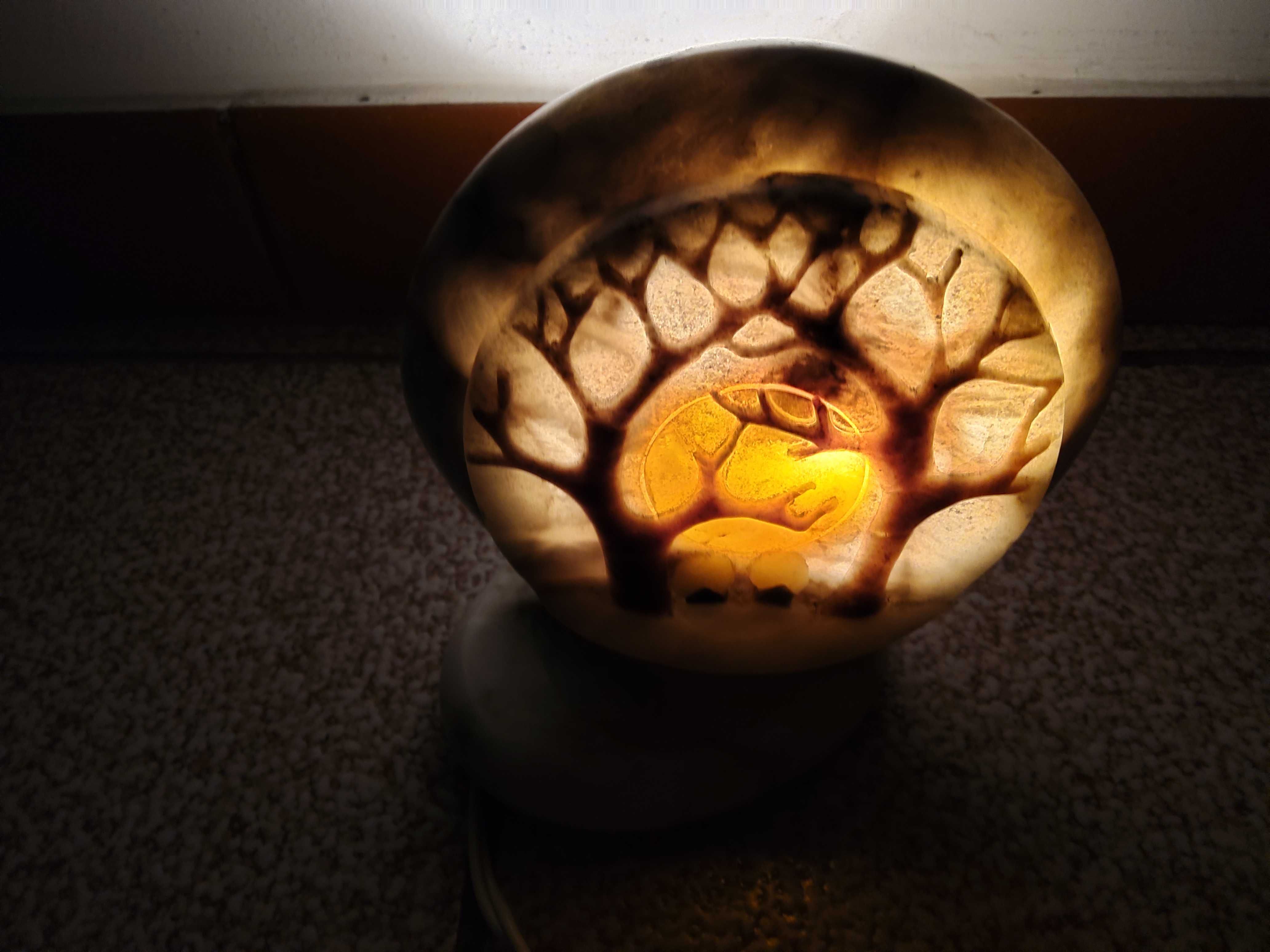 Lampka nocna z marmuru