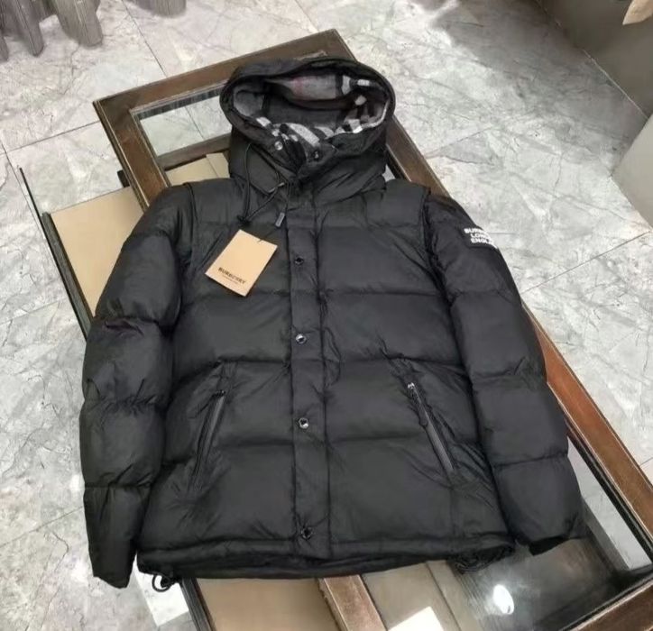 Пуховик Burberry