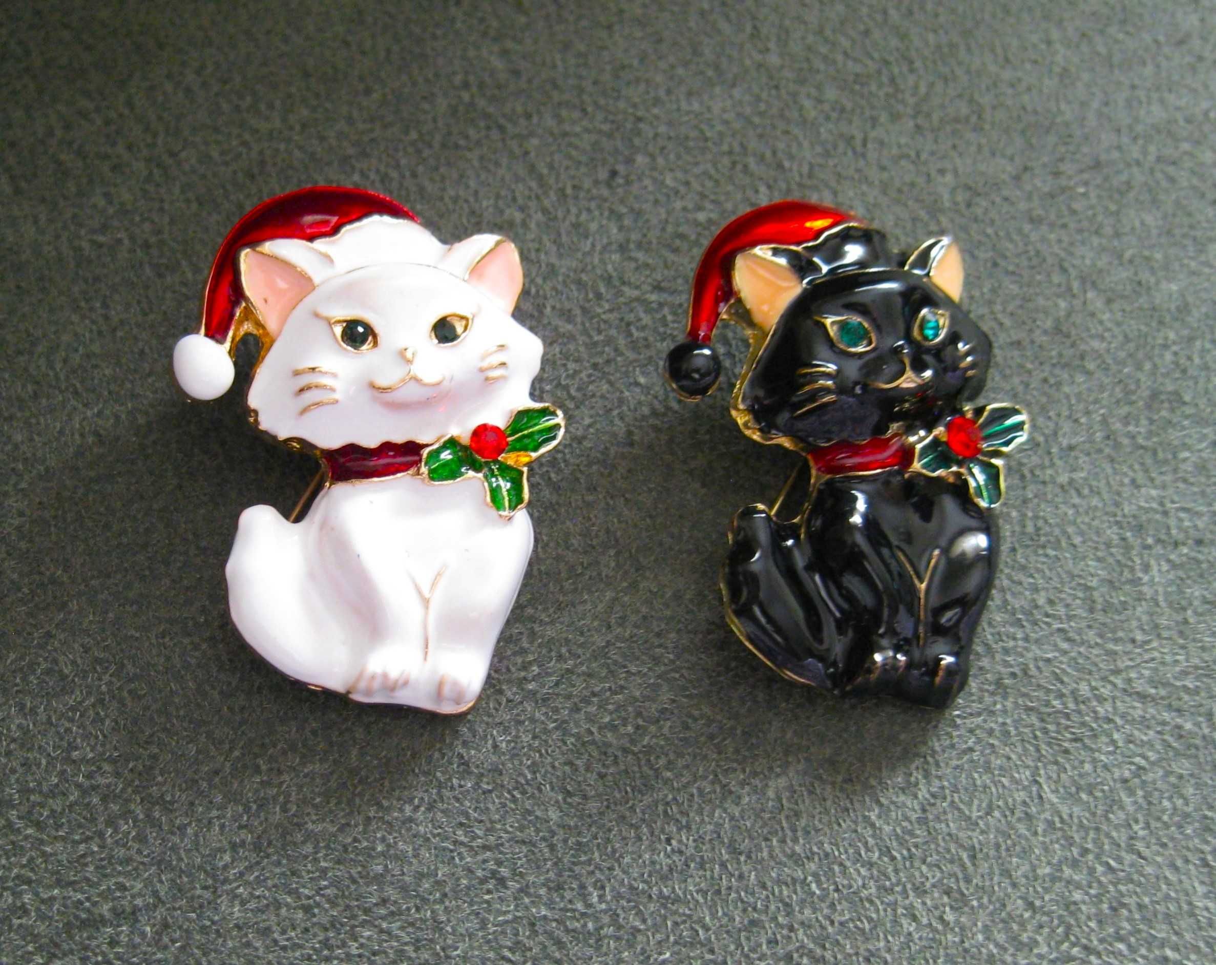 Alfinete / Broche / Pregadeira Gatos de Natal Prateados NOVO