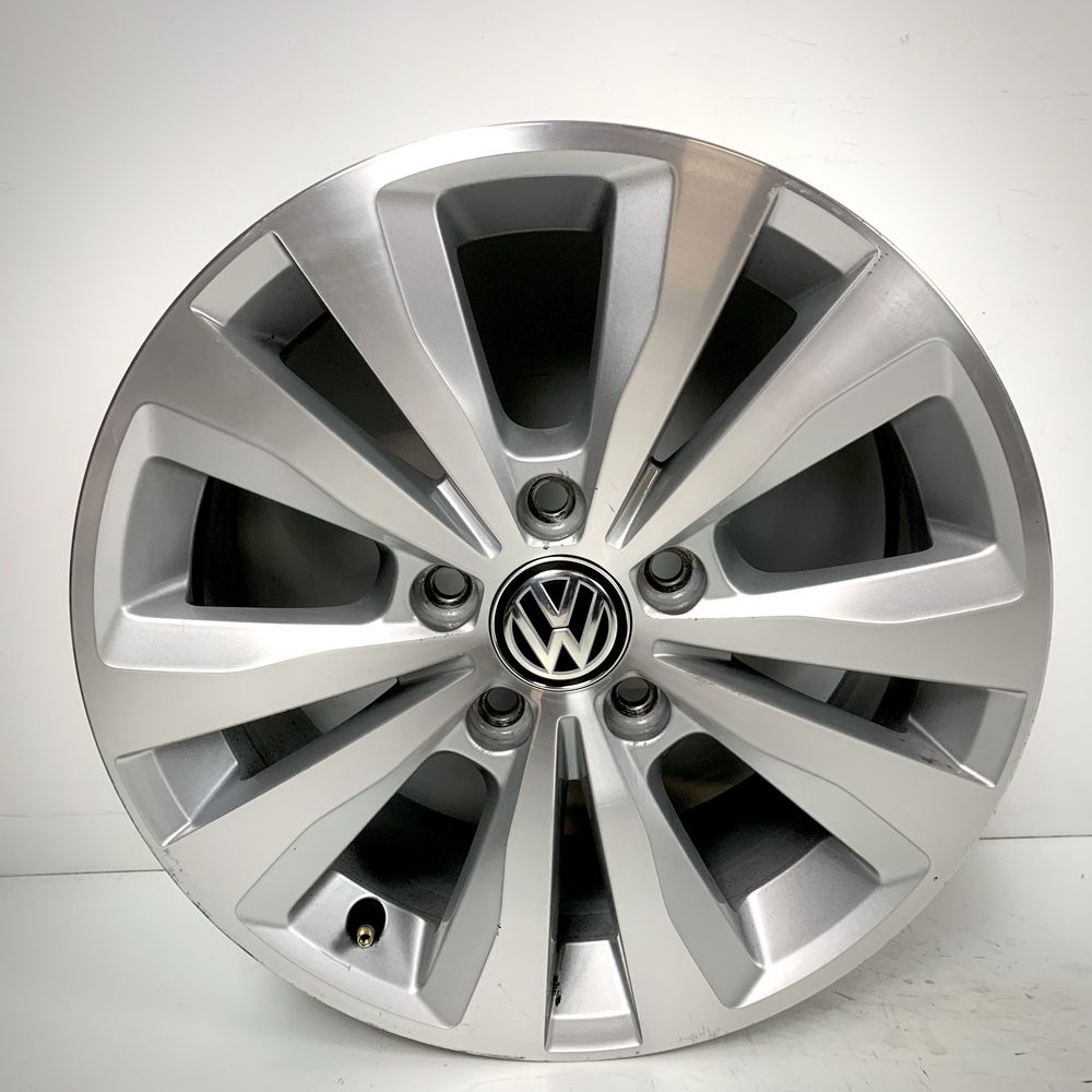 Felgi aluminiowe 16” Volkswagen Golf Passat / 6,5J et46 (035)