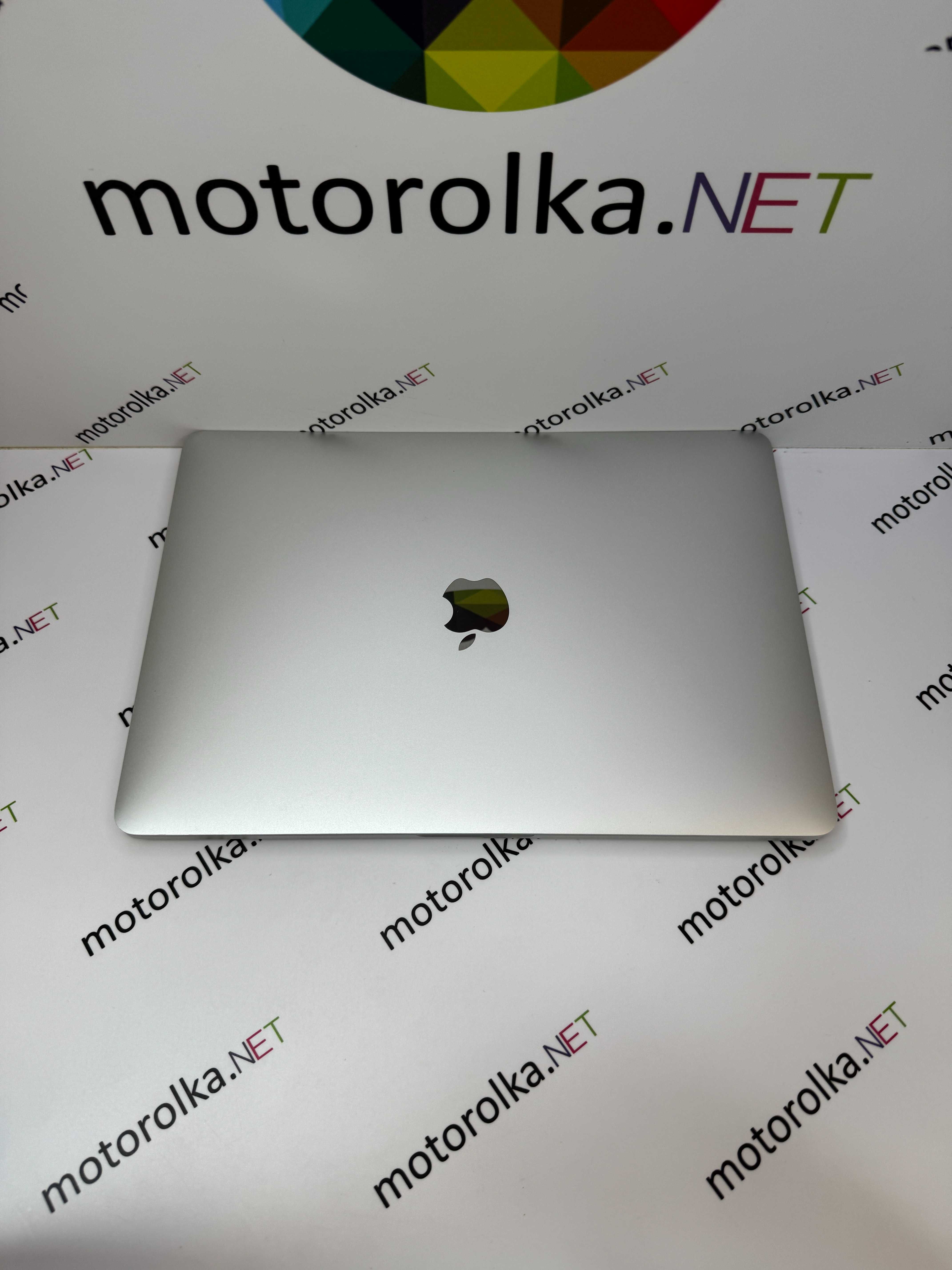 MacBook Pro 13 2020 TouchBar i5 16RAM 512SSD 68 циклов 4*ThunderBolt
