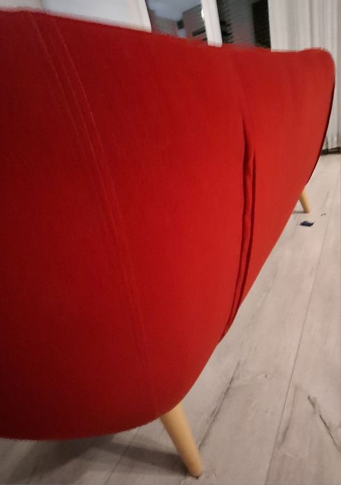 Kanapa , piękny kolor, podnóżek GRATIS