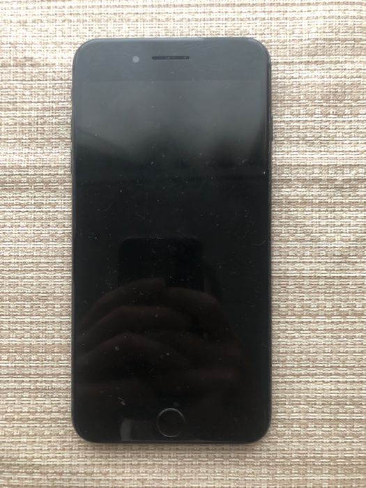 Айфон 7 plus в гарному стані