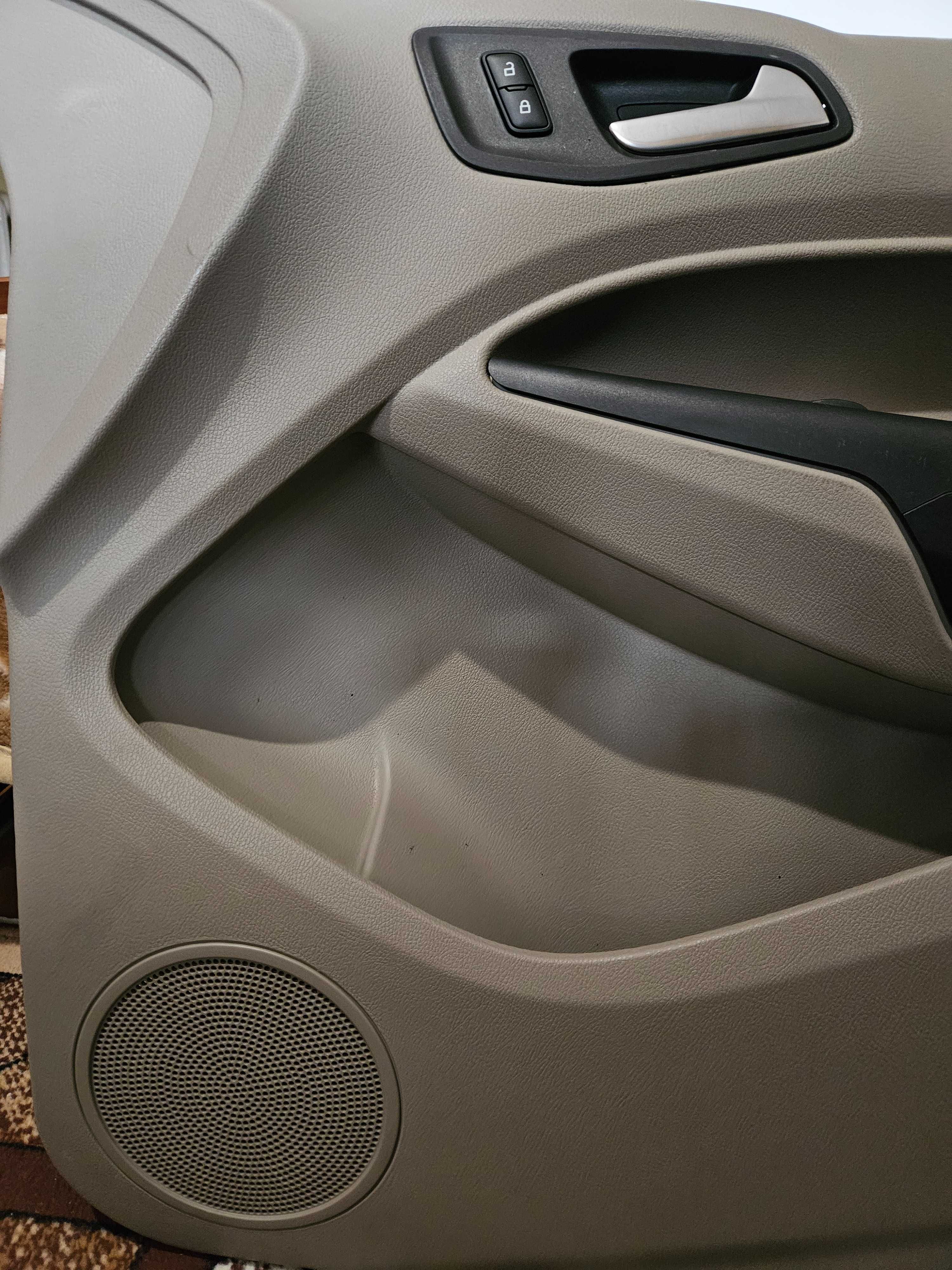 Ford Transit Connect Boczek Przedni Pasażera