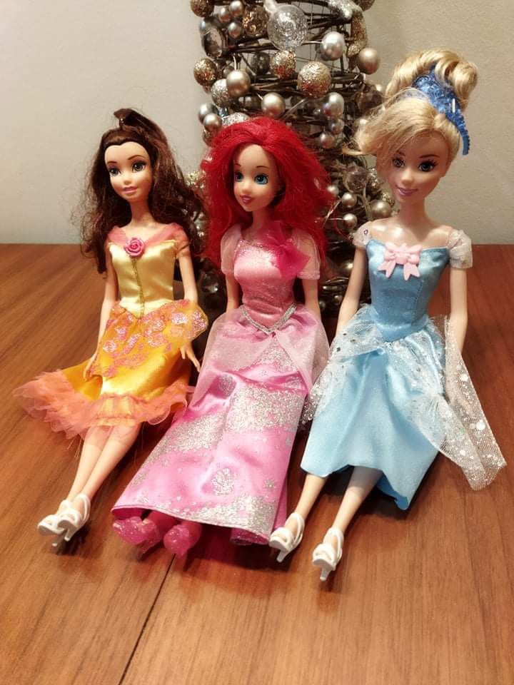 Disney księżniczki, Kopciuszek,Arielka,Bella, Barbie