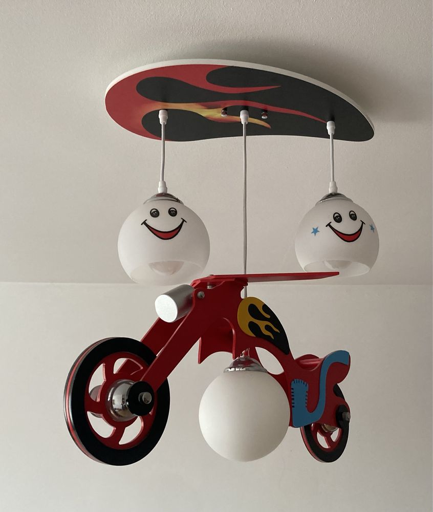 Lampa wiszącą motocykl