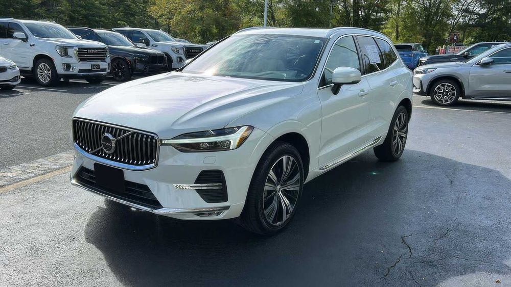 Volvo XC60 B5 Inscription      2022
