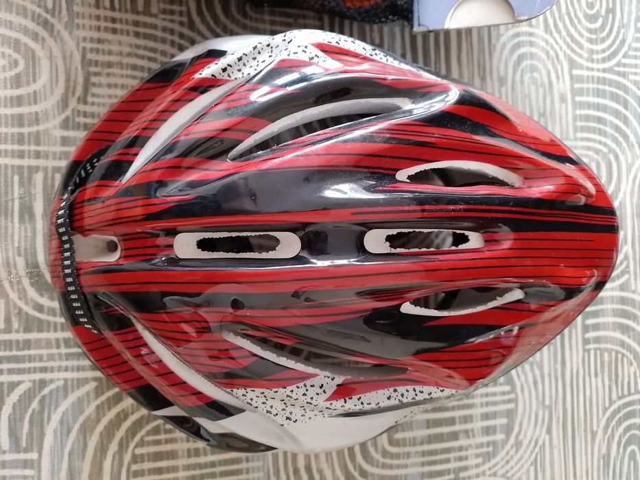 Capacete para Bicicleta e Conjunto de Proteção para Bicicleta