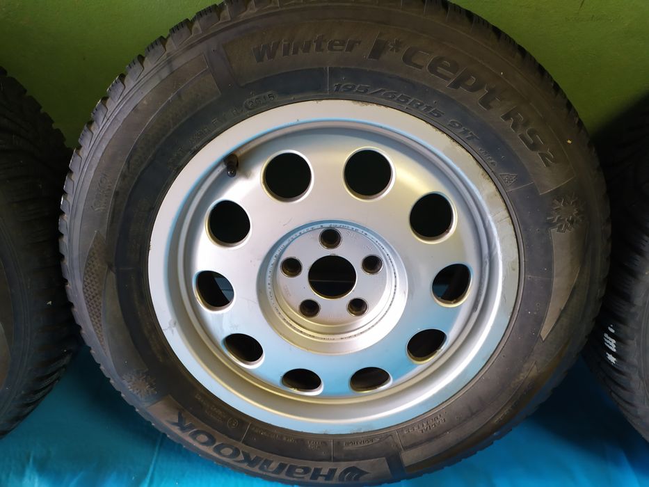 Opony zimowe 195/65R15,Hankook I*CEPT RS2,na 15"felgach alu.ET38