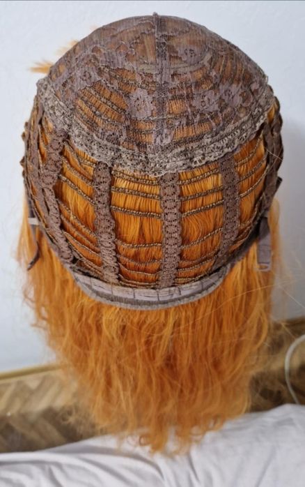 Peruka z grzywką, rude długie