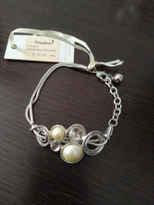 Pulseira prateada anti-alérgica, elegante - Primadona - Nova!