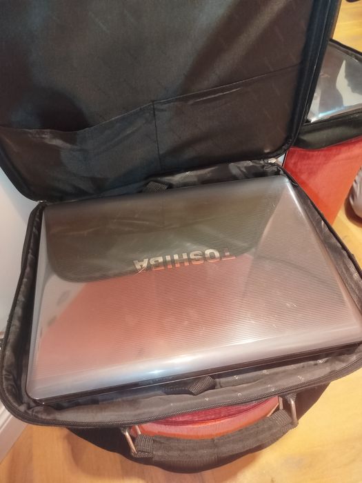 Portátil Toshiba A300 11x