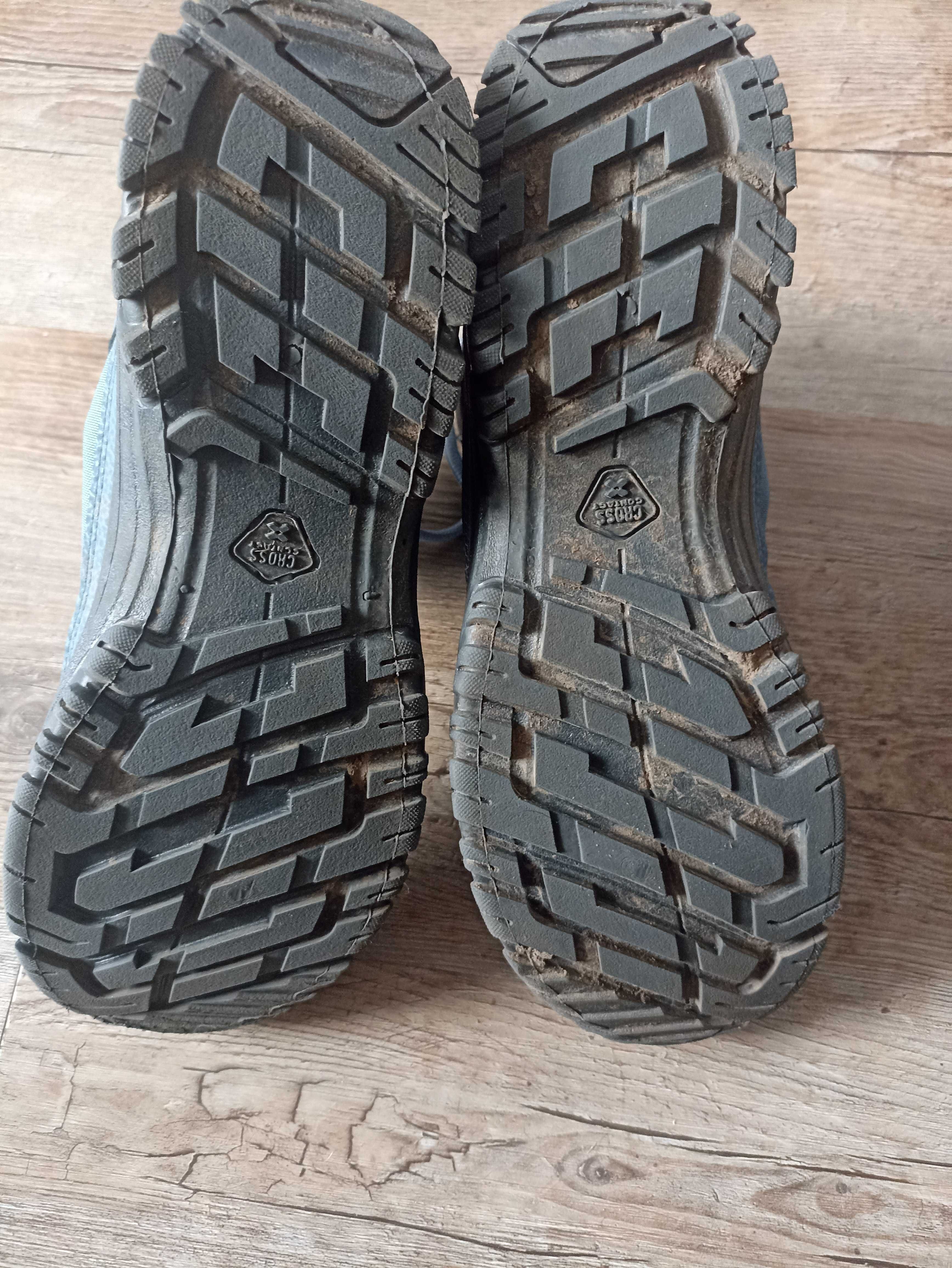 Buty trekingowe wysokie - Decathlon NH100 - rozmiar 42