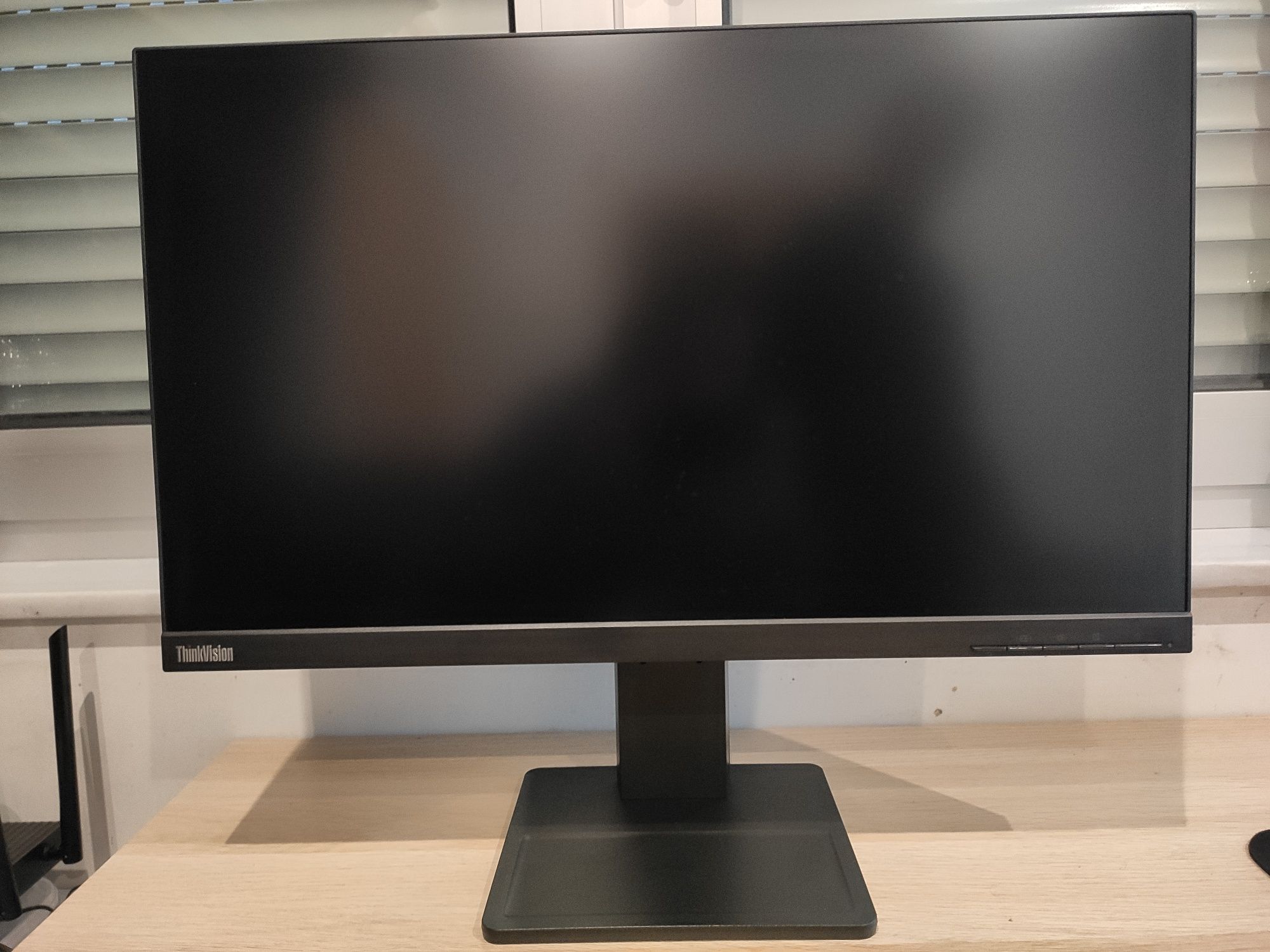 Монітор 23.8" Lenovo ThinkVision E24q-20 На Гарантії