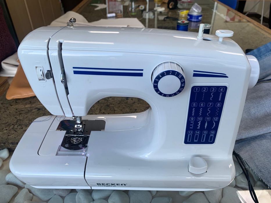 Maquina Costura Becken