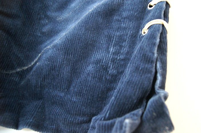 ciemnogranatowa niebieska sztruksowa krotka spodniczka spodnica 36S38M