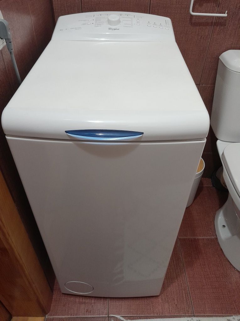 Whirlpool AWE60110 пральна машина гарний стан