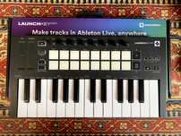 Kontroler MIDI Novation Launchkey Mini MK3 – Stan bardzo dobry