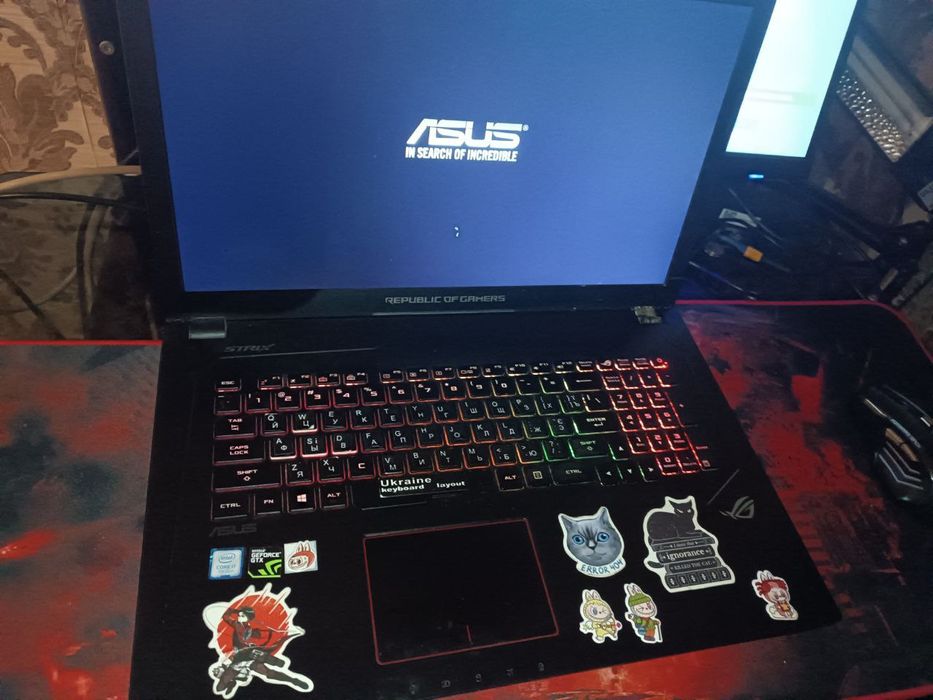 Продам ноутбук Acer Strix